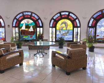 Collection O Hotel Mocambo - בוקה דל ריו - לובי