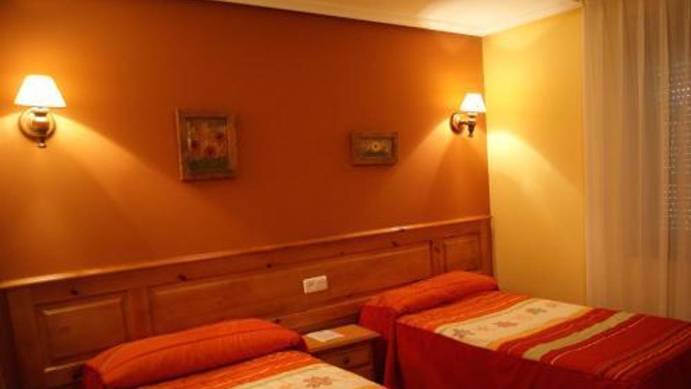 Hotel Garganta Del Cares