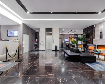 Home Inn Style Golden Nanjing Jiangning Longhu Tianjie Zhushan Road Metro Station - Nanjing - Lobby