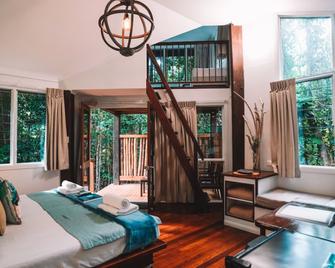 Ferntree Rainforest Lodge - Cape Tribulation - Bedroom