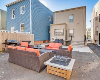 Jersey City Apartment with Game Room 7 Mi to NYC! - Jersey City