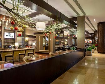 Hilton Houston-Americas - Houston - Bar