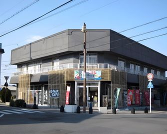 Business Hotel Yamamoto - Yurihama - Building
