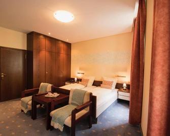 Vintagehotel Adler - Bad Bertrich - Slaapkamer
