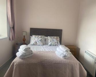 29 The Square - Listowel - Bedroom