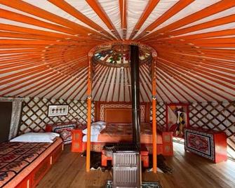 Kayak Camp, Tsonjinboldog - Dugan - Habitación