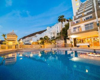 Apartamentos Cabau Cala Nova - Puerto Rico - Pool