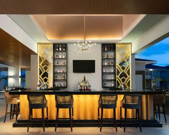 Marriott Miches Beach, An All-Inclusive Resort - Miches - Bar