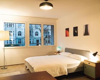 Modern apartment in Basel with free BaselCard - Basilej - Ložnice