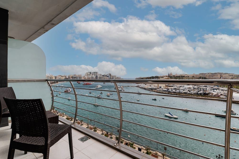 Valletta view Apartments by ST Hotels - Gżira - Balkon
