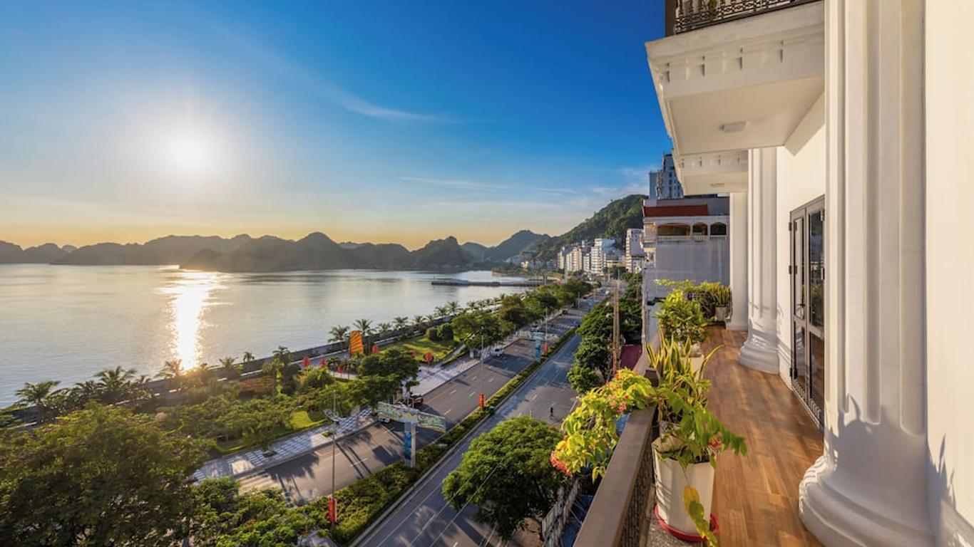 كوانج تونج كات با هوتل