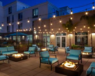 Hyatt Place Santa Cruz - סנטה קרוז - פטיו