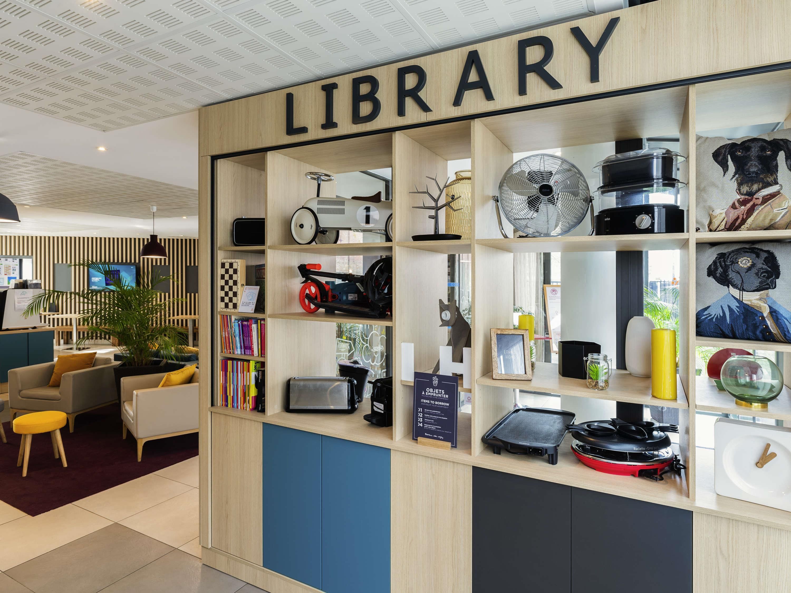 أبارت هوتل أداجيو آكسيس لو هافر ليه دوكس - لو هافر - مبنى