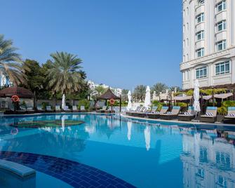 Radisson Blu Hotel, Muscat - Mascate - Piscine