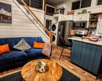 Yuma Foothills, close to riding, biking,hiking. Quiet neighborhood. - Yuma