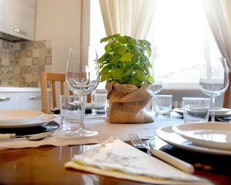 LÌrìcordi - Isola del Liri - Comedor