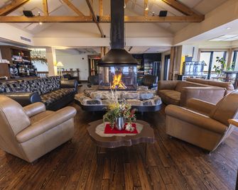 Auberge de Montagne Des Chic-Chocs - Sainte-Anne-des-Monts - Lobby