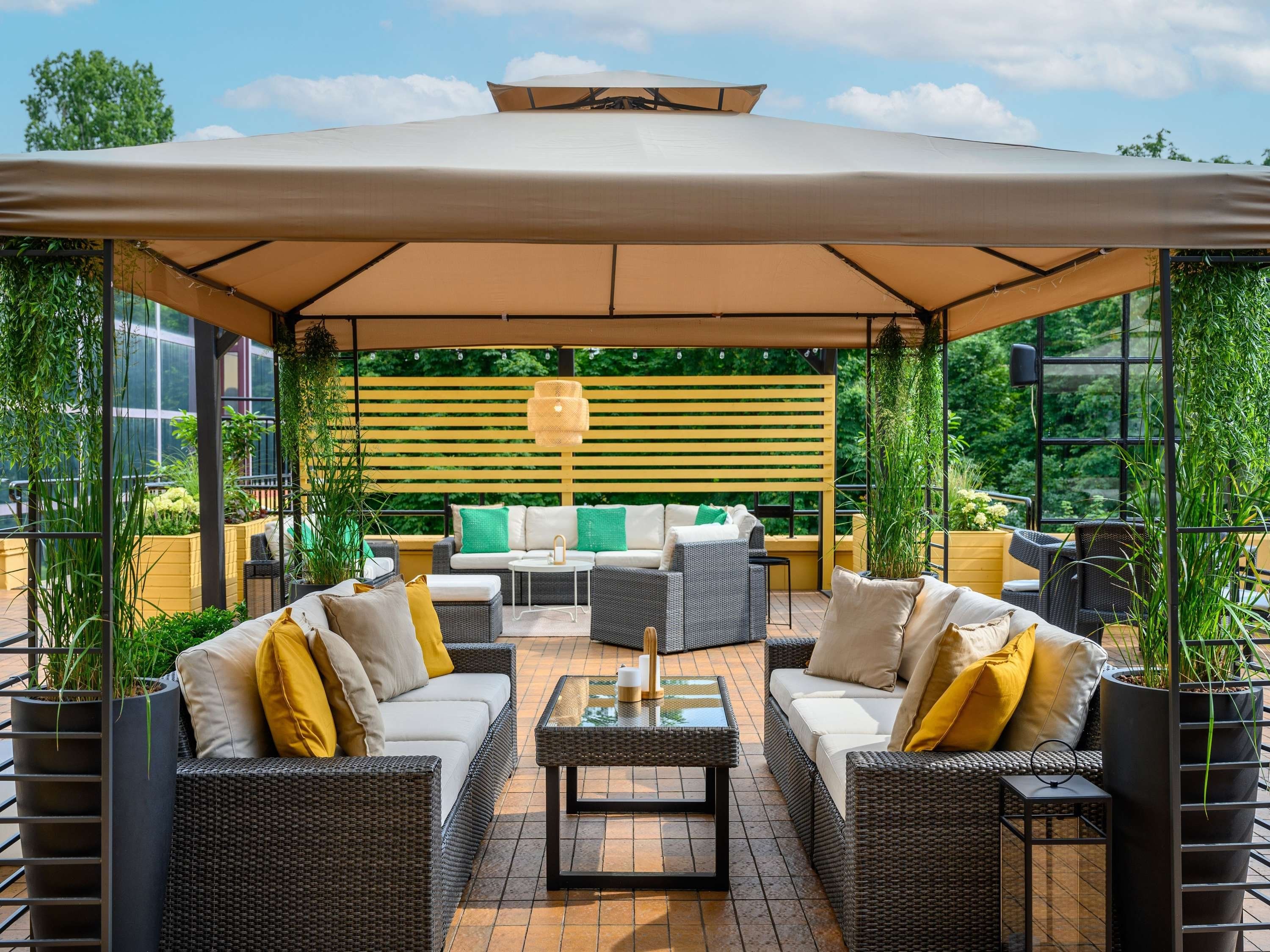 Novotel Budapest City & Budapest Congress Center - בודפשט - פטיו