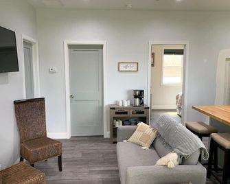 Villa overlooking Charleston close to Folly Beach - Charleston - Wohnzimmer