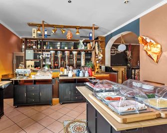 Gästehaus am Wasserpark - Rust - Buffet
