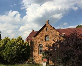Treelands Estate Dullstroom - Dullstroom - Building