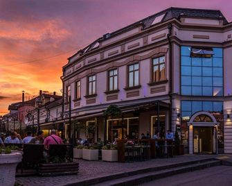Eter Hotel - Niš - Building