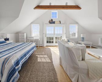 Love Sand, Madaket on the Beach - Nantucket - Bedroom