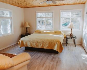 Lang Lake Resort - Espanola - Habitación