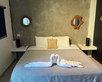 Ocean View Studio room 4 - Contadora - Bedroom