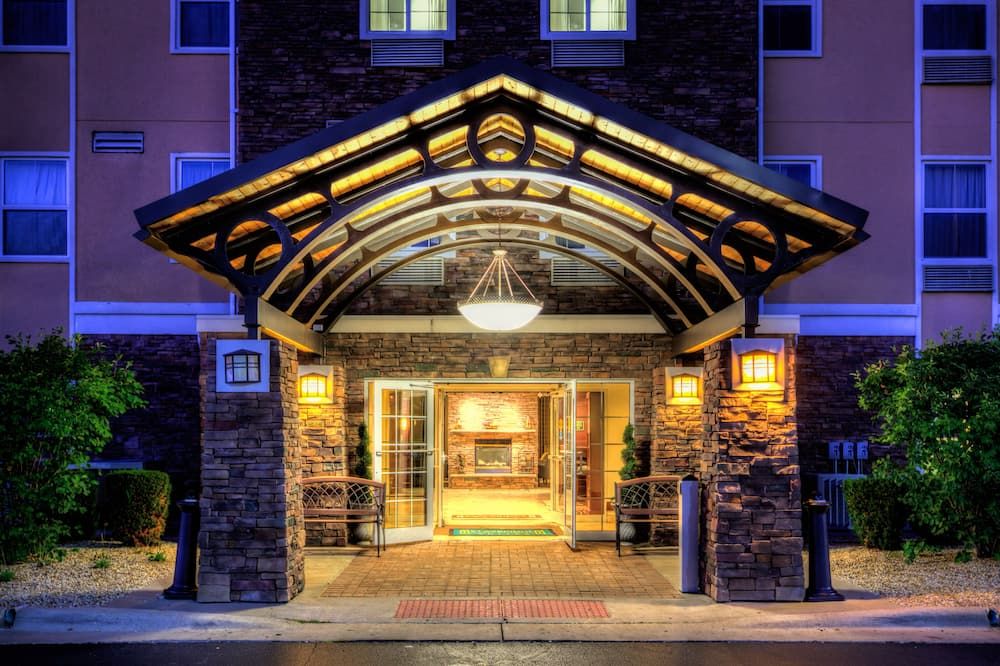 Building view of Staybridge Suites Rockford
