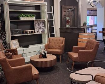 Clarion Inn Grand Junction Airport - Grand Junction - Lounge
