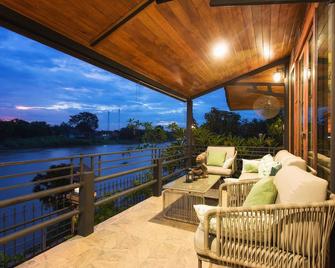 Cattani's Riverside Home - Ayutthaya - Balkon