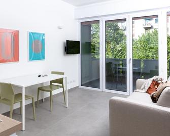 Cirene Apartments Milano - Milaan - Huiskamer