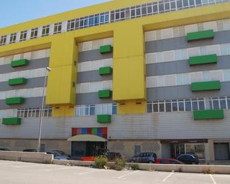 Apartamentos Turisticos Mediterraneo - Cartagena - Gebouw