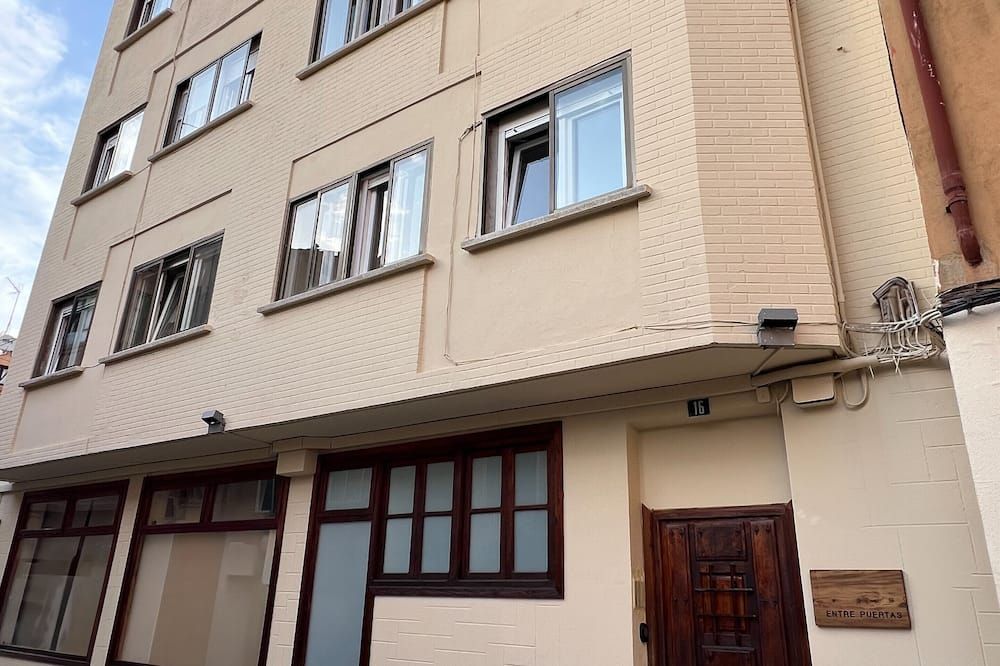 Hostal Entre Puertas - Aranda de Duero - Bâtiment