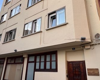 Hostal Entre Puertas - Aranda de Duero - Building