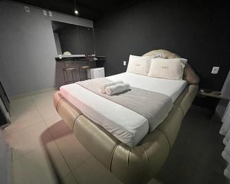 L'Amour Park Hotel (Adult Only) - Taguatinga - Bedroom