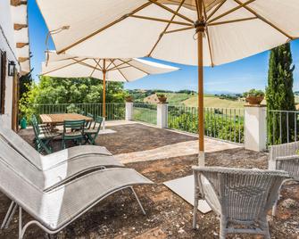 Belvilla By OYO Villa Limoni Dieci - Ripatransone - Патіо