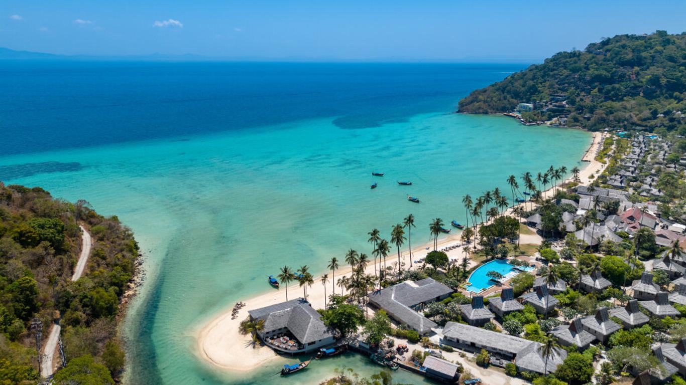 Saii Phi Phi Island Village
