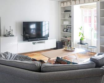 5 Person Holiday Home in Solvesborg - Sölvesborg - Obývací pokoj