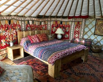 Cotswolds Camping at Holycombe - Shipston-on-Stour - Bedroom