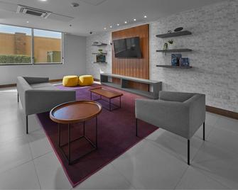City Express by Marriott Torreón - Torreón - Lounge