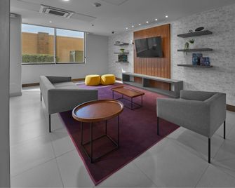 City Express by Marriott Torreón - Torreón - Lounge