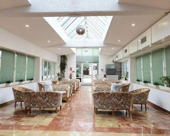 Hotel Pause - Hofheim - Lobby