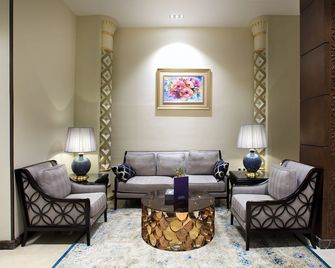 سويس انترناشيونال تبوك - تبوك - غرفة معيشة