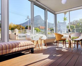 First Group Mount Sierra - Cape Town - Balcony