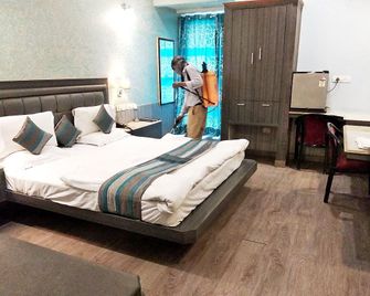 Grand Gomti Inn At Saubhagyam - Lucknow - Bedroom