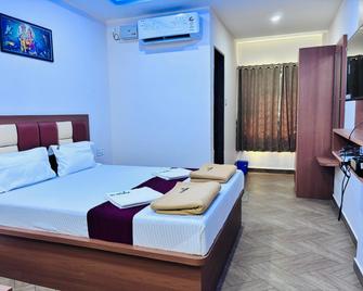 Sri Krishna Lodge Tekkatte - Kundapura - Bedroom