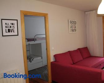 Vivienda Turística Pirineos XXI - Canfranc - Soggiorno