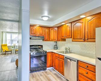 The Gallery, an Allentown Retreat with Views! - Allentown - Cocina